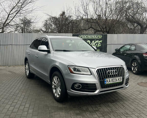 Сірий Ауді Ку 5, об'ємом двигуна 2 л та пробігом 177 тис. км за 14999 $, фото 1 на Automoto.ua