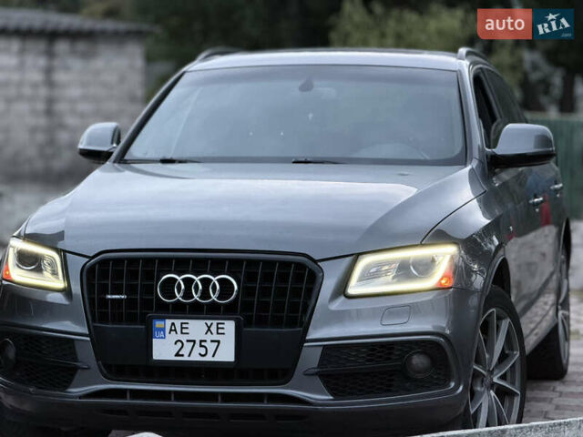 Сірий Ауді Ку 5, об'ємом двигуна 3 л та пробігом 188 тис. км за 17800 $, фото 1 на Automoto.ua
