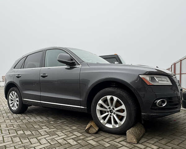 Серый Ауди Ку 5, объемом двигателя 1.98 л и пробегом 300 тыс. км за 9400 $, фото 1 на Automoto.ua