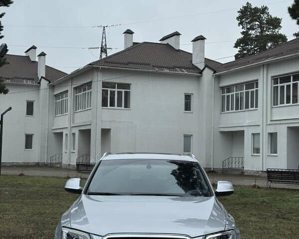 Сірий Ауді Ку 5, об'ємом двигуна 2 л та пробігом 180 тис. км за 16800 $, фото 1 на Automoto.ua