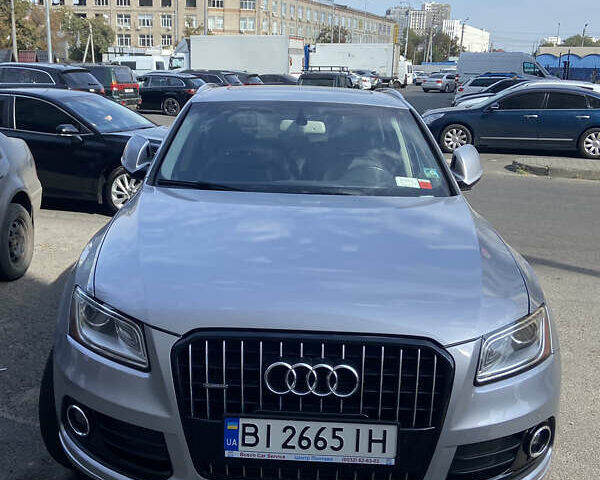 Серый Ауди Ку 5, объемом двигателя 3 л и пробегом 207 тыс. км за 21900 $, фото 1 на Automoto.ua