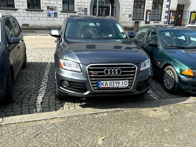 Сірий Ауді Ку 5, об'ємом двигуна 2 л та пробігом 192 тис. км за 15000 $, фото 1 на Automoto.ua