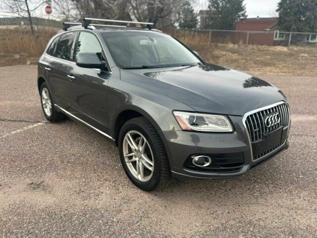 Серый Ауди Ку 5, объемом двигателя 2 л и пробегом 79 тыс. км за 4700 $, фото 1 на Automoto.ua