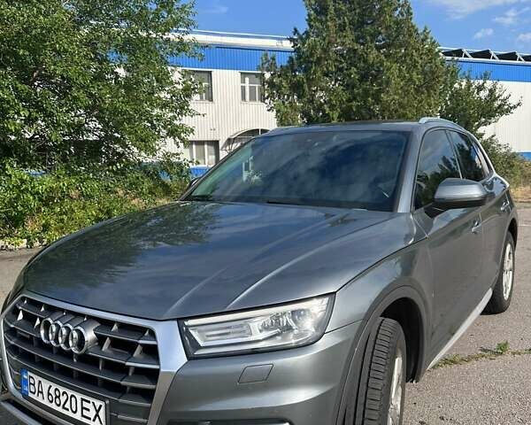 Серый Ауди Ку 5, объемом двигателя 1.98 л и пробегом 100 тыс. км за 26000 $, фото 1 на Automoto.ua