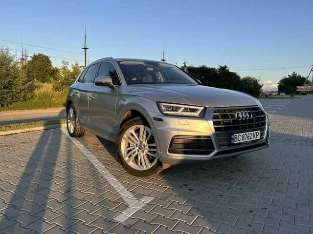 Сірий Ауді Ку 5, об'ємом двигуна 2 л та пробігом 98 тис. км за 21900 $, фото 1 на Automoto.ua