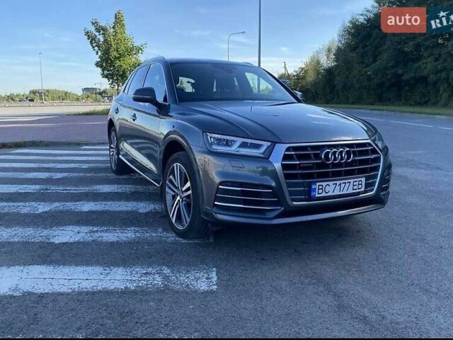 Серый Ауди Ку 5, объемом двигателя 1.97 л и пробегом 280 тыс. км за 28900 $, фото 1 на Automoto.ua