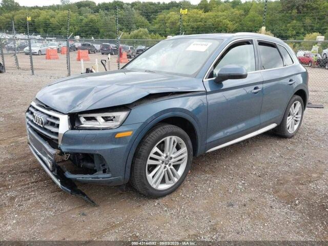 Сірий Ауді Ку 5, об'ємом двигуна 2 л та пробігом 79 тис. км за 17900 $, фото 1 на Automoto.ua