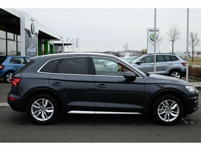 Сірий Ауді Ку 5, об'ємом двигуна 2 л та пробігом 123 тис. км за 33000 $, фото 1 на Automoto.ua