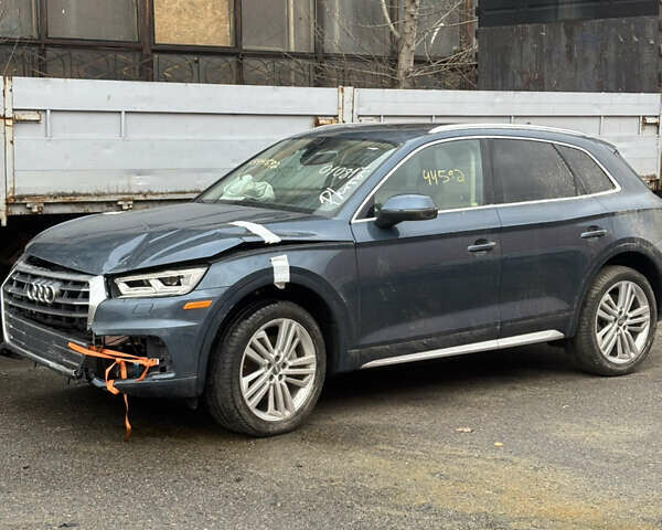 Сірий Ауді Ку 5, об'ємом двигуна 1.98 л та пробігом 79 тис. км за 18000 $, фото 1 на Automoto.ua