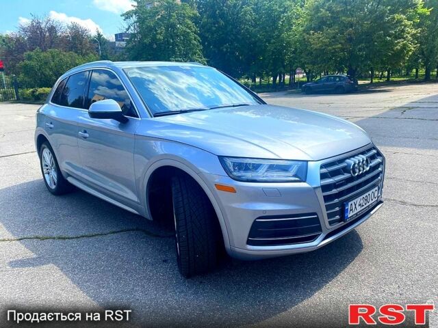 Сірий Ауді Ку 5, об'ємом двигуна 2 л та пробігом 97 тис. км за 30999 $, фото 1 на Automoto.ua