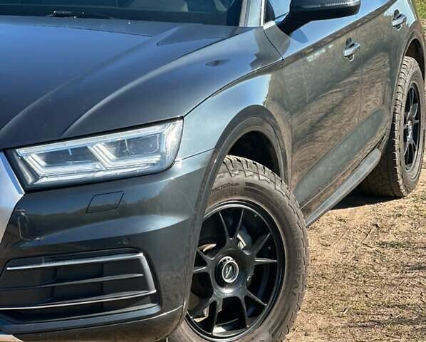 Сірий Ауді Ку 5, об'ємом двигуна 1.98 л та пробігом 95 тис. км за 28800 $, фото 1 на Automoto.ua