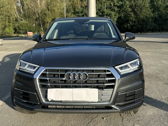Серый Ауди Ку 5, объемом двигателя 2 л и пробегом 95 тыс. км за 26000 $, фото 1 на Automoto.ua