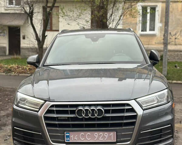 Серый Ауди Ку 5, объемом двигателя 1.98 л и пробегом 139 тыс. км за 24900 $, фото 1 на Automoto.ua