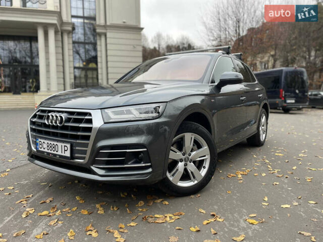 Серый Ауди Ку 5, объемом двигателя 1.97 л и пробегом 125 тыс. км за 35000 $, фото 1 на Automoto.ua