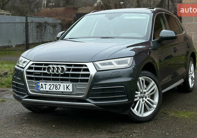 Серый Ауди Ку 5, объемом двигателя 1.98 л и пробегом 103 тыс. км за 28999 $, фото 1 на Automoto.ua