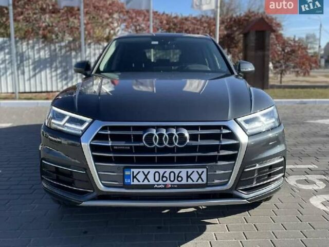 Сірий Ауді Ку 5, об'ємом двигуна 1.98 л та пробігом 39 тис. км за 23800 $, фото 1 на Automoto.ua