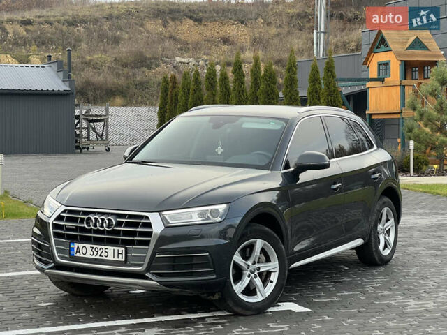 Серый Ауди Ку 5, объемом двигателя 1.97 л и пробегом 168 тыс. км за 30999 $, фото 1 на Automoto.ua