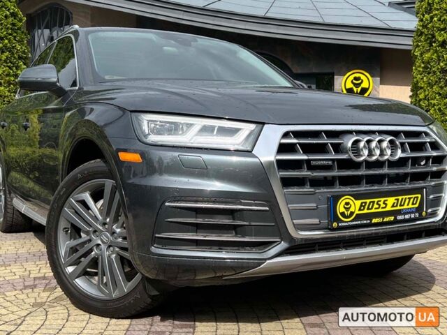Сірий Ауді Ку 5, об'ємом двигуна 2 л та пробігом 43 тис. км за 37300 $, фото 1 на Automoto.ua