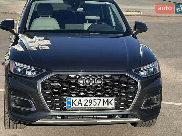 Серый Ауди Ку 5, объемом двигателя 1.98 л и пробегом 49 тыс. км за 33000 $, фото 1 на Automoto.ua