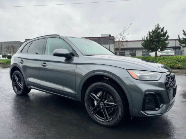 Сірий Ауді Ку 5, об'ємом двигуна 2 л та пробігом 28 тис. км за 27200 $, фото 1 на Automoto.ua