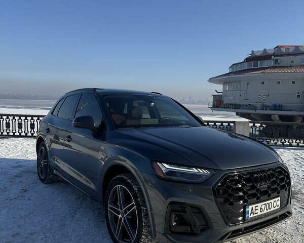 Сірий Ауді Ку 5, об'ємом двигуна 1.98 л та пробігом 44 тис. км за 58000 $, фото 1 на Automoto.ua
