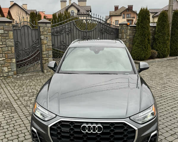 Серый Ауди Ку 5, объемом двигателя 1.98 л и пробегом 17 тыс. км за 40000 $, фото 1 на Automoto.ua