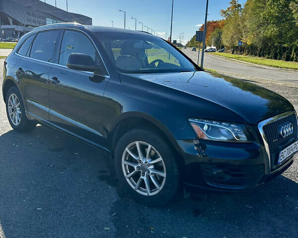 Ауди Ку 5 2011 в Львове на Automoto.ua Синий Ауди Ку 5, объемом двигателя 1.98 л и пробегом 261 тыс. км за 15400 $, фото 1 на Automoto.ua