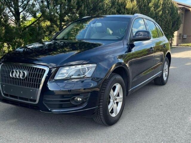 Синий Ауди Ку 5, объемом двигателя 2 л и пробегом 200 тыс. км за 8300 $, фото 1 на Automoto.ua