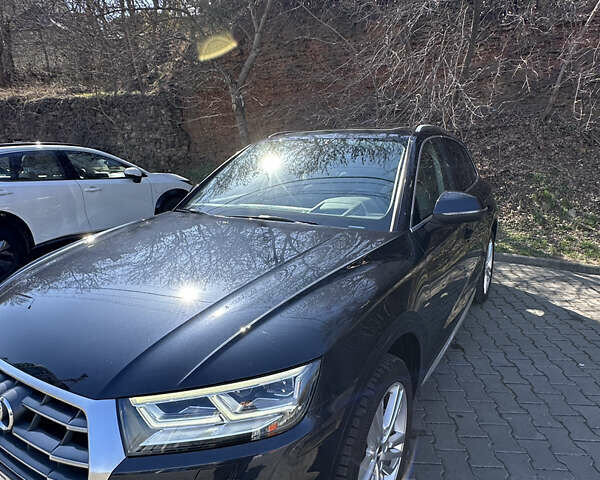 Синий Ауди Ку 5, объемом двигателя 1.98 л и пробегом 147 тыс. км за 27500 $, фото 1 на Automoto.ua