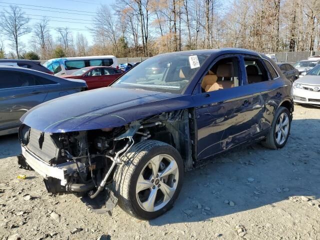 Синий Ауди Ку 5, объемом двигателя 2 л и пробегом 25 тыс. км за 27900 $, фото 1 на Automoto.ua