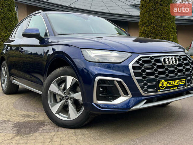 Синій Ауді Ку 5, об'ємом двигуна 2 л та пробігом 6 тис. км за 40999 $, фото 1 на Automoto.ua
