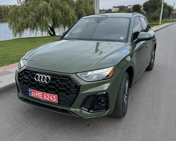 Ауди Ку 5 2023 в Киеве на Automoto.ua Зеленый Ауди Ку 5, объемом двигателя 1.98 л и пробегом 20 тыс. км за 55900 $, фото 1 на Automoto.ua