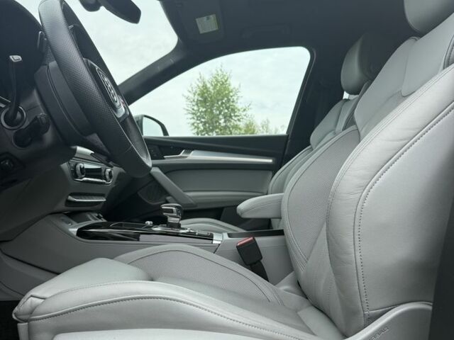 Зеленый Ауди Ку 5, объемом двигателя 2 л и пробегом 17 тыс. км за 34000 $, фото 1 на Automoto.ua