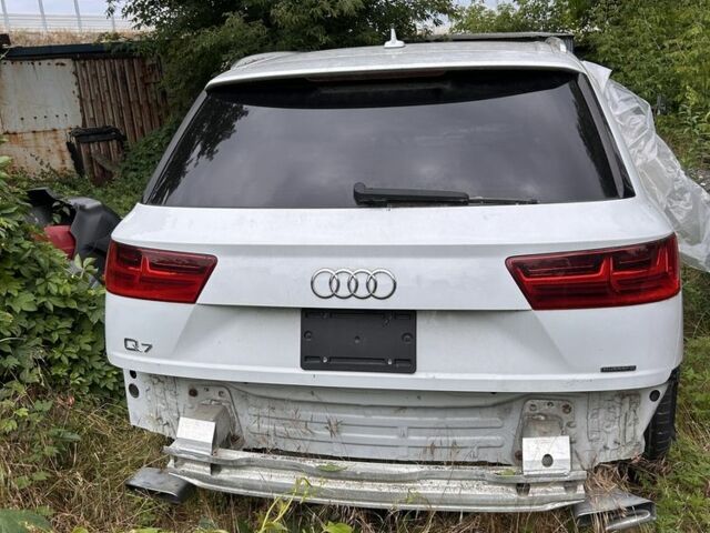 Білий Ауді Ку 7, об'ємом двигуна 0 л та пробігом 30 тис. км за 5804 $, фото 1 на Automoto.ua