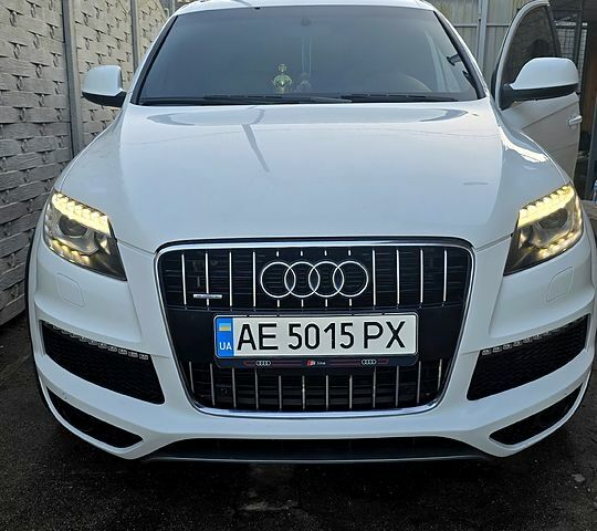 Белый Ауди Ку 7, объемом двигателя 3 л и пробегом 207 тыс. км за 18000 $, фото 1 на Automoto.ua