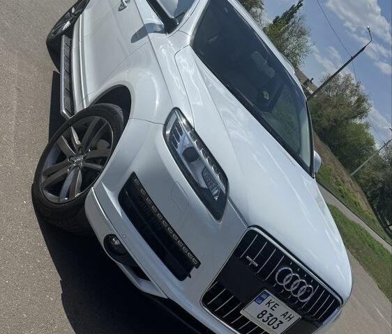 Білий Ауді Ку 7, об'ємом двигуна 3 л та пробігом 246 тис. км за 18200 $, фото 1 на Automoto.ua