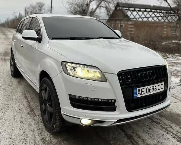Белый Ауди Ку 7, объемом двигателя 3 л и пробегом 180 тыс. км за 19890 $, фото 1 на Automoto.ua
