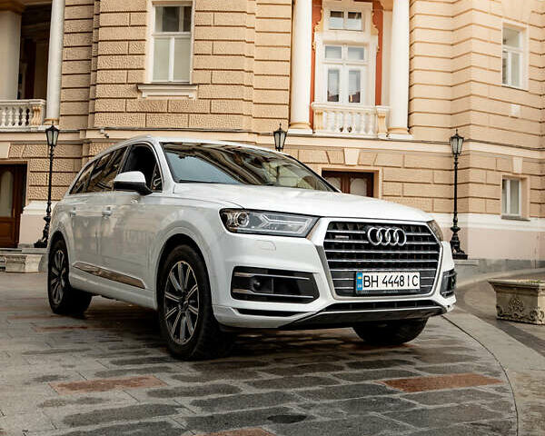 Белый Ауди Ку 7, объемом двигателя 3 л и пробегом 198 тыс. км за 23000 $, фото 1 на Automoto.ua