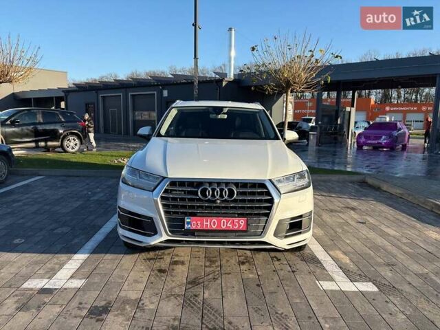 Белый Ауди Ку 7, объемом двигателя 3 л и пробегом 161 тыс. км за 29500 $, фото 1 на Automoto.ua