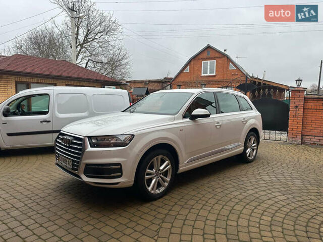 Белый Ауди Ку 7, объемом двигателя 2.97 л и пробегом 162 тыс. км за 32500 $, фото 1 на Automoto.ua