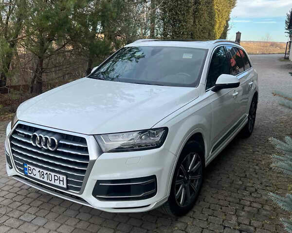 Белый Ауди Ку 7, объемом двигателя 3 л и пробегом 210 тыс. км за 35000 $, фото 1 на Automoto.ua