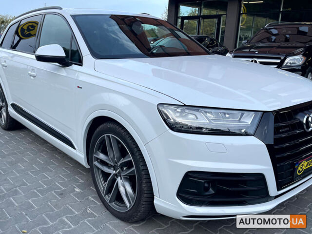 Белый Ауди Ку 7, объемом двигателя 3 л и пробегом 180 тыс. км за 41900 $, фото 1 на Automoto.ua