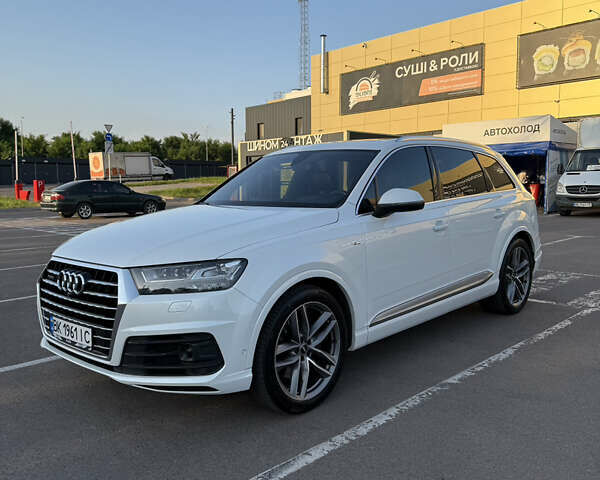 Белый Ауди Ку 7, объемом двигателя 2.97 л и пробегом 192 тыс. км за 45500 $, фото 1 на Automoto.ua