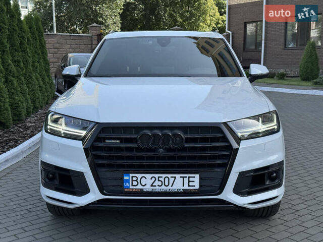 Белый Ауди Ку 7, объемом двигателя 3 л и пробегом 169 тыс. км за 42000 $, фото 1 на Automoto.ua