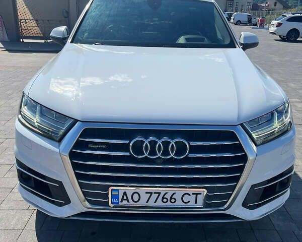 Білий Ауді Ку 7, об'ємом двигуна 3 л та пробігом 190 тис. км за 29990 $, фото 1 на Automoto.ua