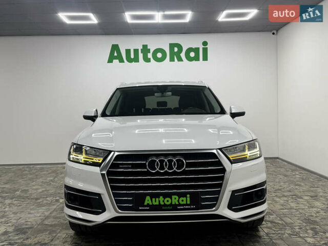 Ауди Ку 7 2016 в Одессе на Automoto.ua Белый Ауди Ку 7, объемом двигателя 2.97 л и пробегом 269 тыс. км за 34999 $, фото 1 на Automoto.ua