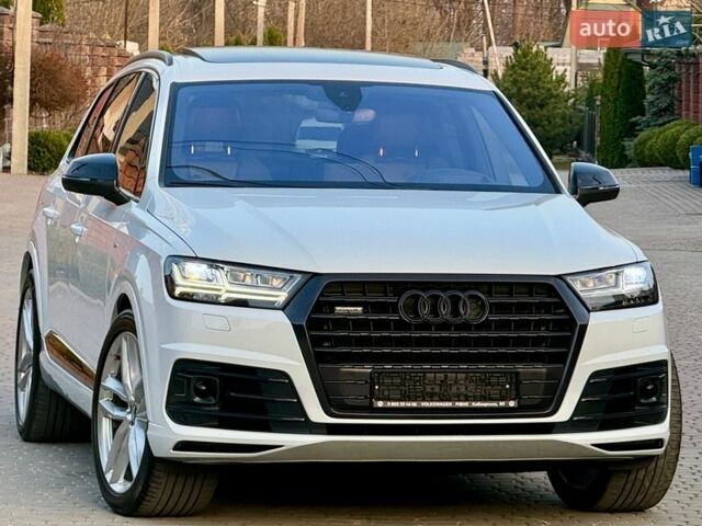 Белый Ауди Ку 7, объемом двигателя 3 л и пробегом 177 тыс. км за 36800 $, фото 1 на Automoto.ua