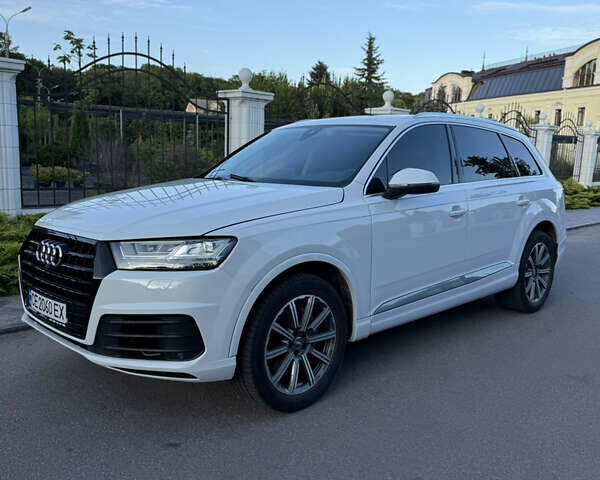 Белый Ауди Ку 7, объемом двигателя 3 л и пробегом 157 тыс. км за 24999 $, фото 1 на Automoto.ua