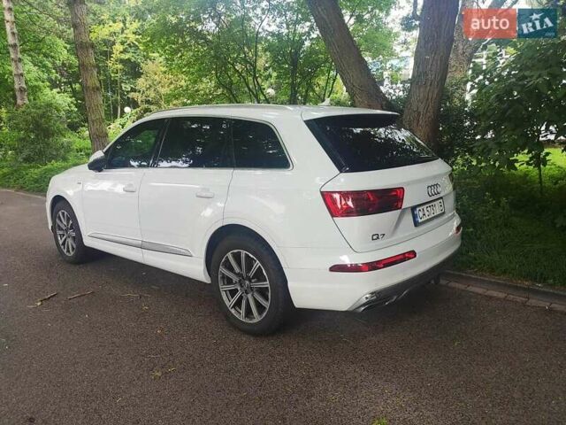 Белый Ауди Ку 7, объемом двигателя 3 л и пробегом 140 тыс. км за 39000 $, фото 1 на Automoto.ua