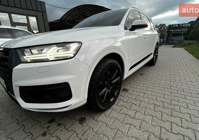 Білий Ауді Ку 7, об'ємом двигуна 3 л та пробігом 94 тис. км за 35000 $, фото 1 на Automoto.ua